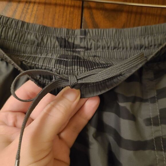 ADIDAS x Stella McCartney Womens Run M20 Running Shorts Size Medium - Picture 4 of 10